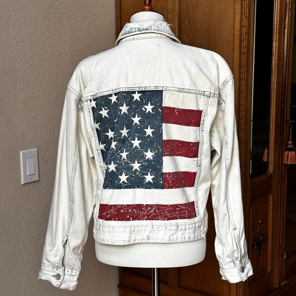 Blank NYC Distressed American Flag Denim Jacket Medium - Picture 14 of 17